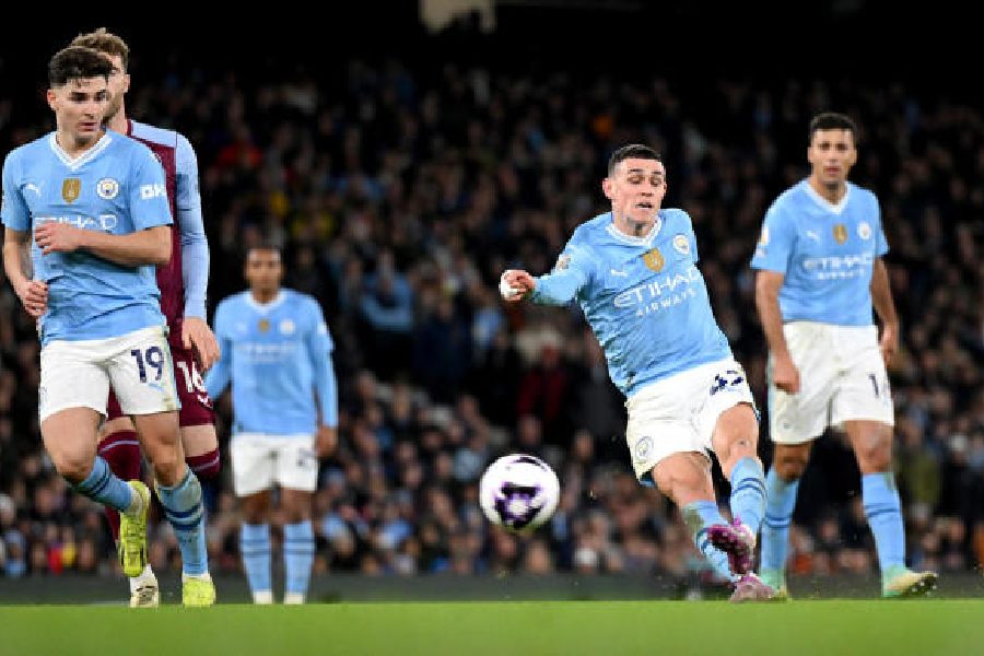 Phil Foden | English Premier League: Phil Foden Scores Stunning Hat ...