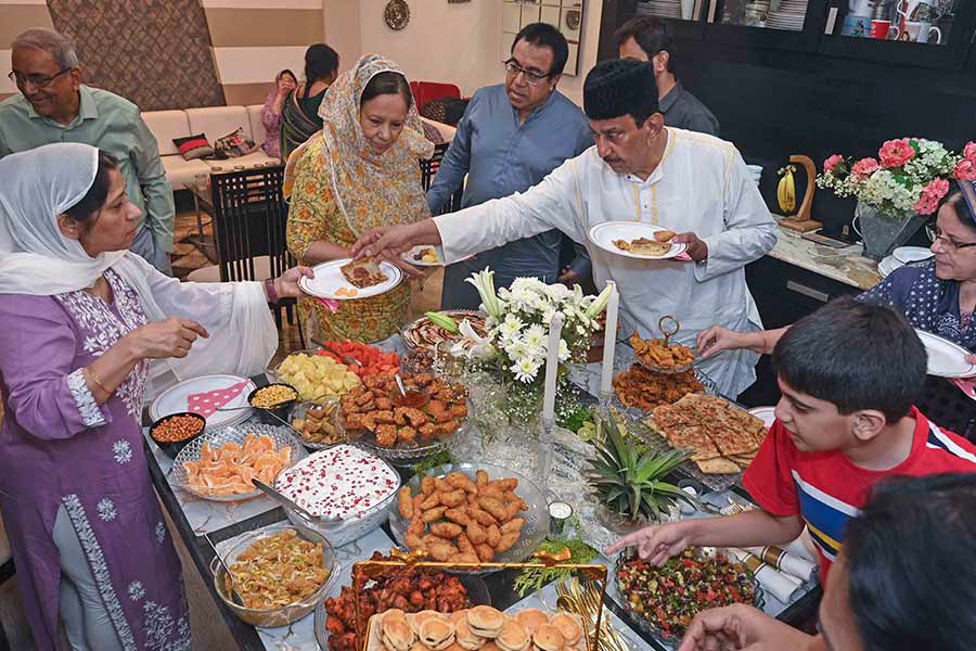 Friends and family gathered for a delicious and lavish iftar spread at the home of Rubayat Kadir and Farah Kadir, who runs the Kolkata cloud kitchen Beyond Biryani