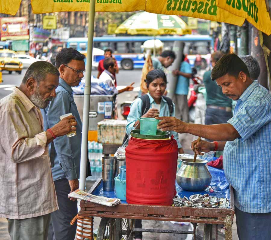 From teenagers to the elderly, these ‘matkawallahs’ do brisk business vending lime juice on the streets 