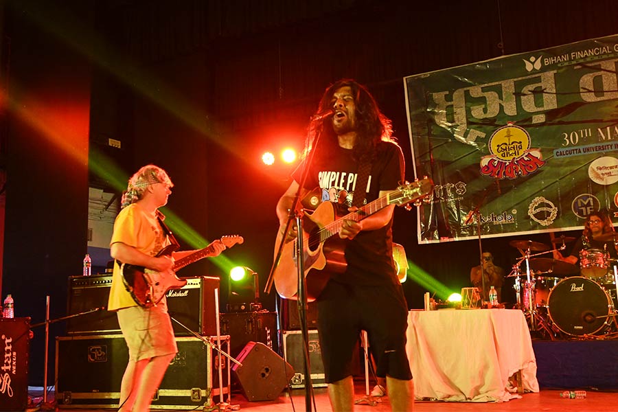 Shonar Bangla Circus during their recent Kolkata gig