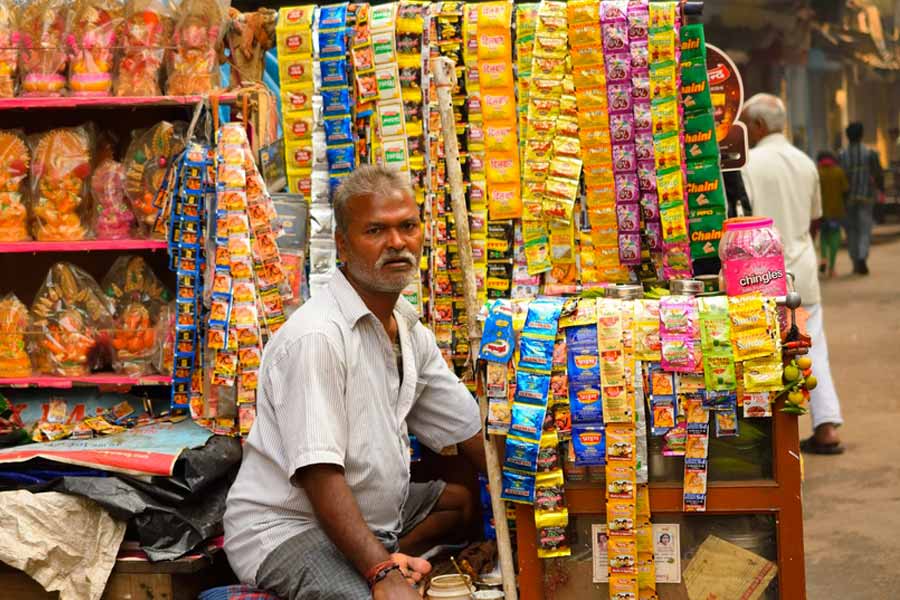 Representational image