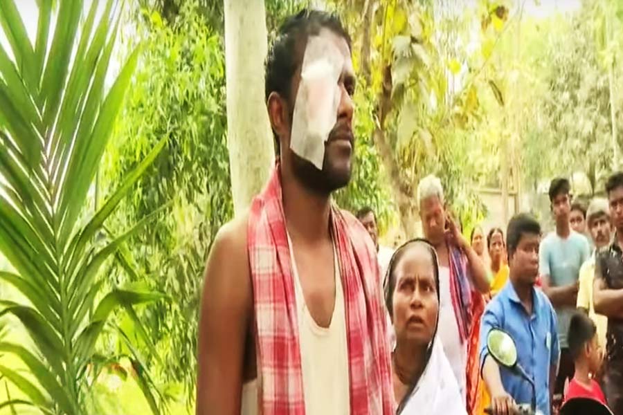  Sporadic incidents of violence mar first phase of Lok Sabha polls in Bengal
