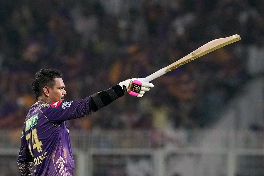 Sunil Narine (KKR): After getting only six runs against LSG at the Eden, Narine set the Gardens alight when RR came calling, hitting a masterful 109 off 56 balls. His first-ever IPL century saw Narine strike 13 boundaries, including six humongous sixes. The West Indies veteran also had a successful week with the ball, with one for 17 against LSG and two for 30 against RR, where he was yet again the most economical bowler in the match