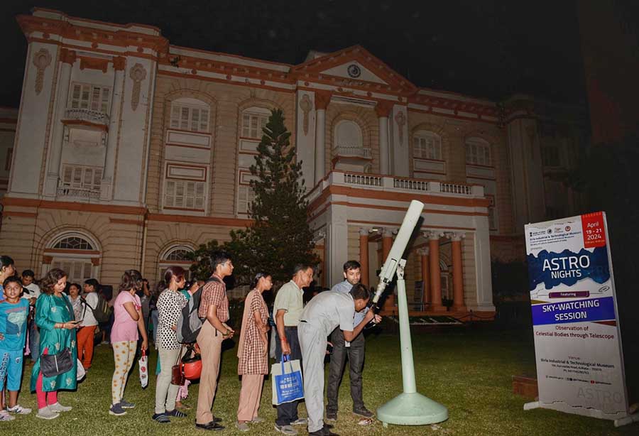Visitors on the first evening of the three-day-long Astro Nights at Birla Industrial and Technological Museum, a unit of the National Council of Science Museums under the ministry of culture