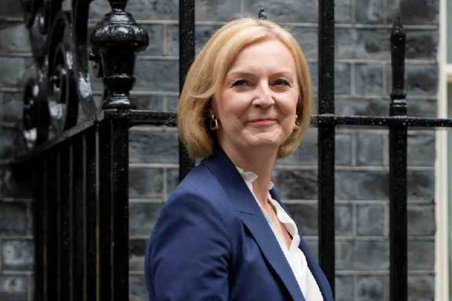 Liz Truss complains in her book that Boris Johnson felt that she did not have enough punchlines memorised to be an effective PM 
