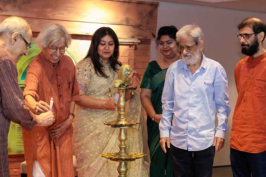The event was inaugurated by (from left) author Shirshendu Mukhopadhyay, artist Jogen Chowdhury, KCC chairperson Richa Agarwal, author Sanchari Mookherjee, theatre personality Bibhas Chakraborty and author-musician Chandril Bhattacharya