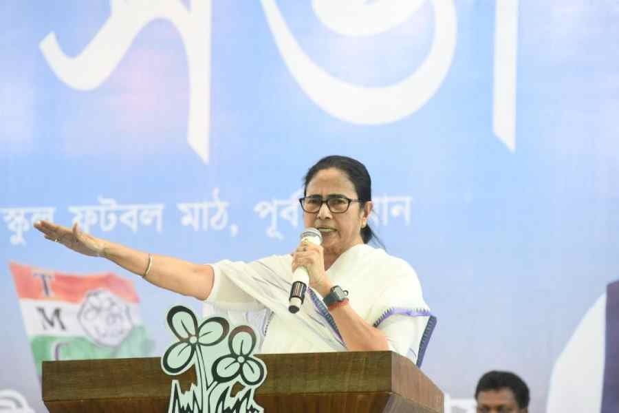 West Bengal Chief Minister and TMC chief Mamata Banerjee addresses a public meeting for Lok Sabha elections, at Dantan in Paschim Medinipur district, Thursday, April 25, 2024.