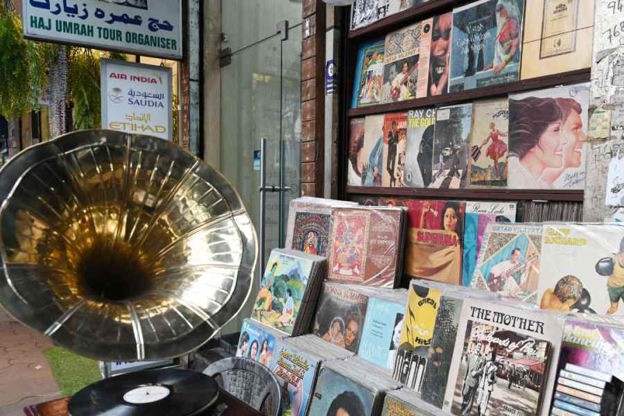 Old records for sale at a Mirza Ghalib Street shop