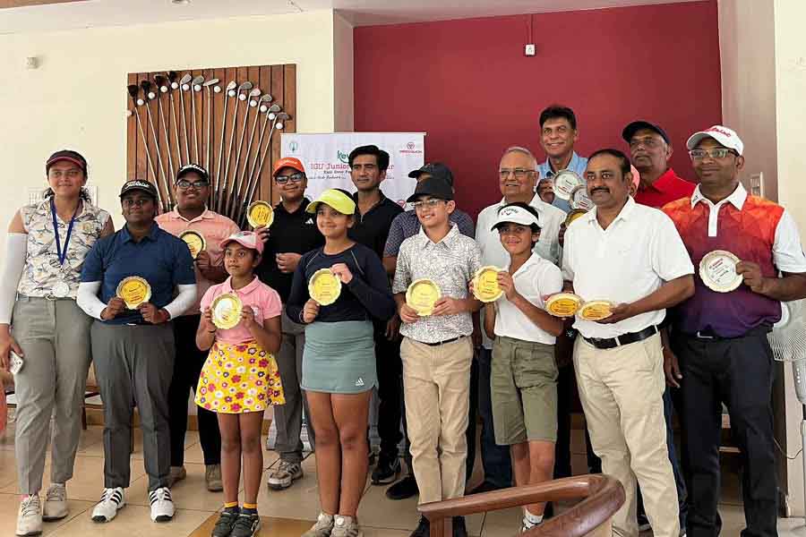 All the prize winners from the Patna Junior Masters at Patna Golf Club.