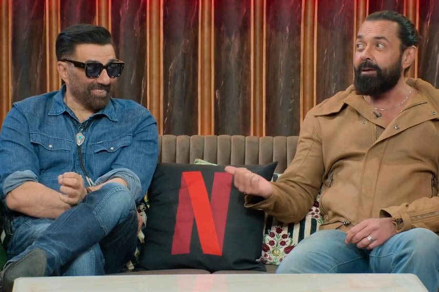 Sunny Deol and Bobby Deol on The Great Indian Kapil Show.