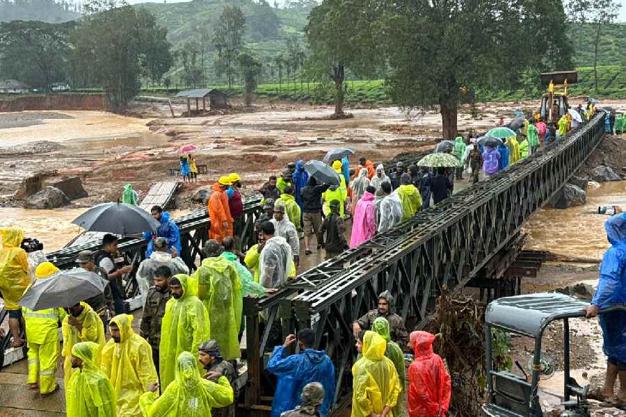 The reconstructed bridge 