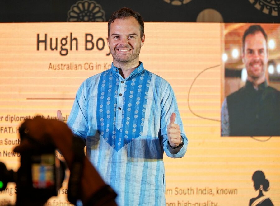 Australian Consul-General in Kolkata Hugh Boylan also attended the event. He joined Fleming in a panel discussion on the sustainability and improvement of the handloom sector. Boylan wore a south-cotton kurta as well, adorned with handwoven patterns and embellishments, and walked the ramp