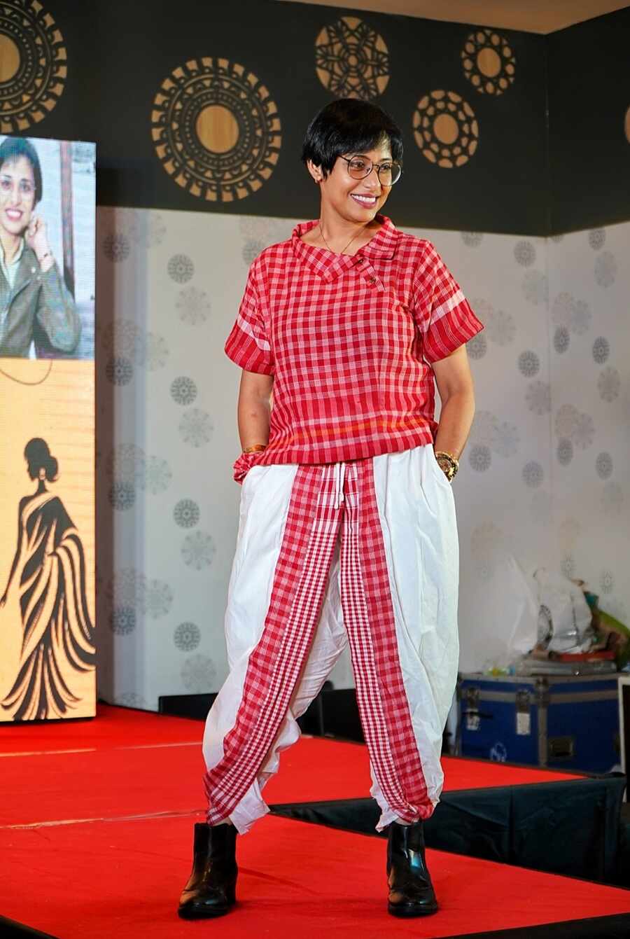 Santi Das, additional superintendent of police, West Bengal Human Rights Commission, looked fabulous in gamchha-printed kurta and dhoti set