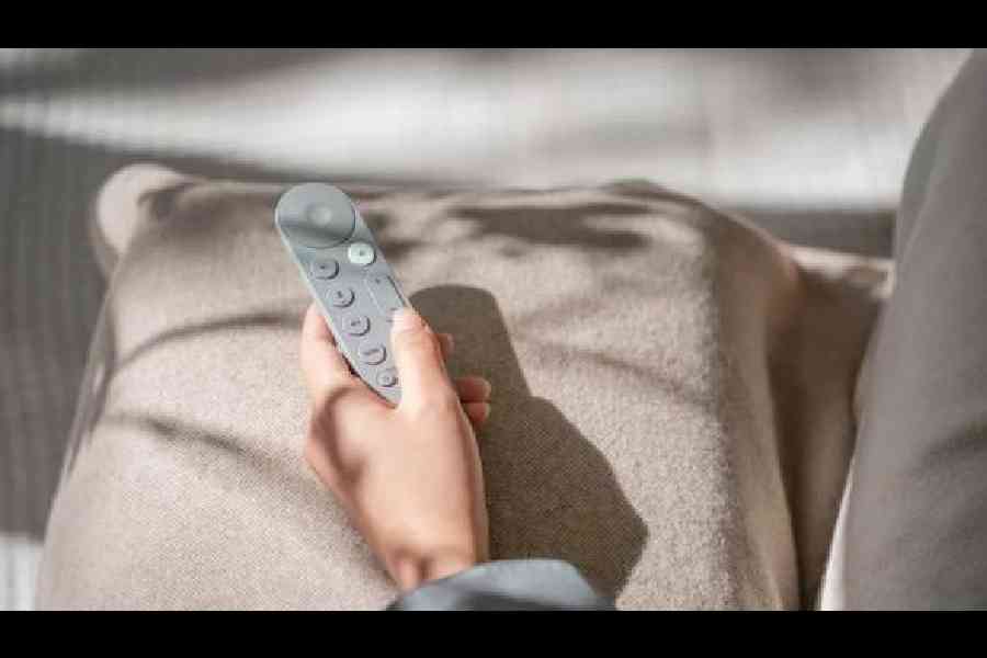 Google has redesigned the voice remote, making it easier and more comfortable to hold with improved ergonomics, like a textured back for better grip and an optimised button layout to fit hands of all sizes