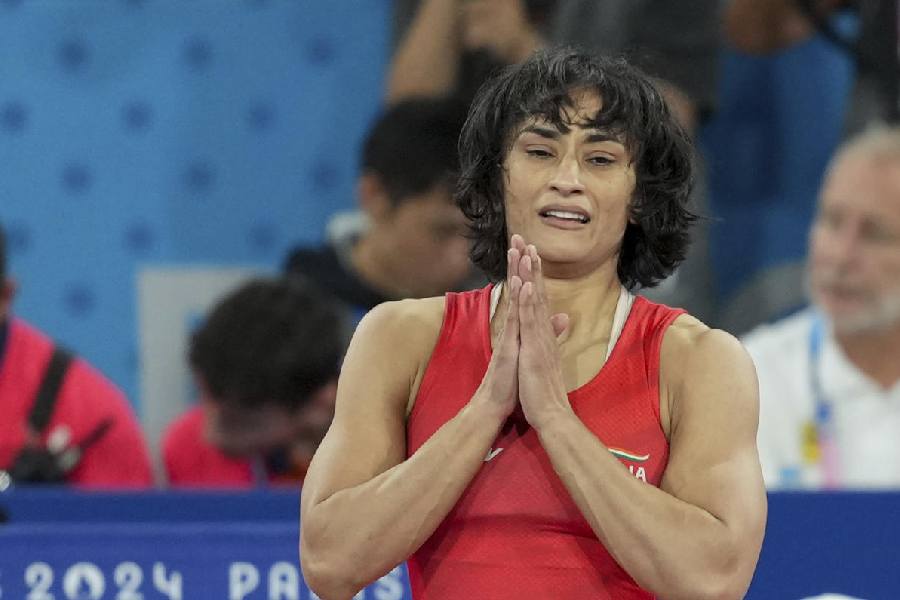 Paris Olympics 2024 CAS defers decision on Vinesh Phogat's appeal