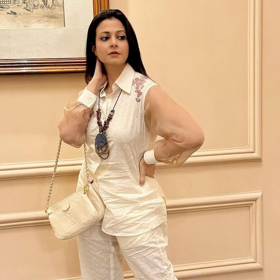 White is timeless and never goes out of fashion. Watch Koel’s version of power dressing in a white coord and take notes on how to champion sustainability. It also breaks the myth that power dressing equals a pantsuit! The sheer sleeves and embroidery on the shoulder is the funk that the semi-formal outfit needs