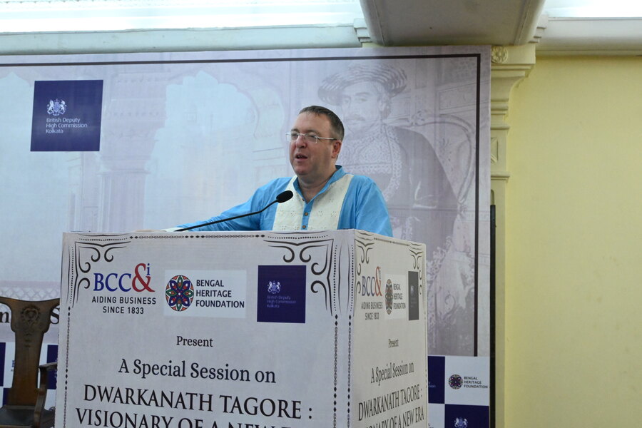 Andrew Fleming, the British deputy high commissioner to Kolkata and chief guest for the event, deliberated on Bengal’s potential to attract businesses. Fleming urged Bengal to brush aside the ‘negatives’ associated with the state’s business potential and change the narrative “by emphasising on the positives”. Fleming compared Bengal to Vietnam, presenting the latter as an example of how regional challenges can be overcome to grow into a booming economy
