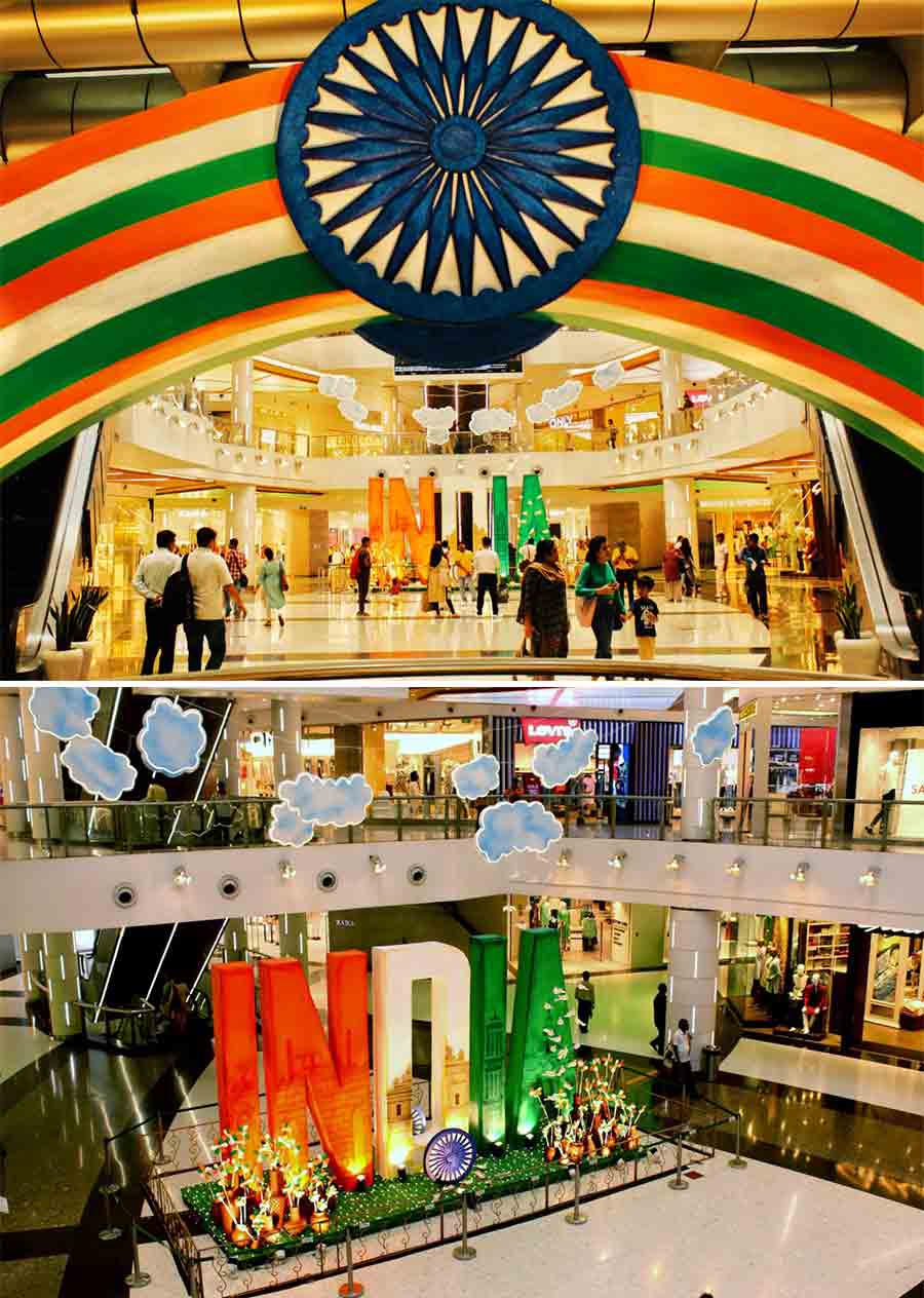 South City Mall sported decorations in the colours of the National Flag on the eve of Independence Day 