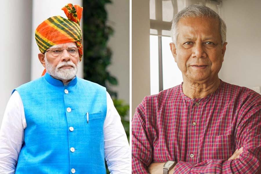 Bangladesh | In Call To PM Modi, Muhammad Yunus Assures Safety ...