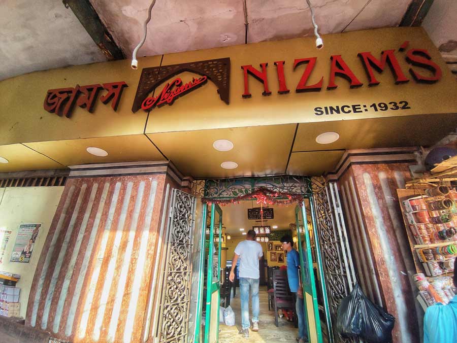  Nizam’s Restaurant is the birthplace of Kolkata’s iconic roll, where spiced meats meet flaky, golden-brown parathas since 1932. Nizam’s was named after Sheikh Nizamuddin, the only son of founder Sheikh Raza Hassan  