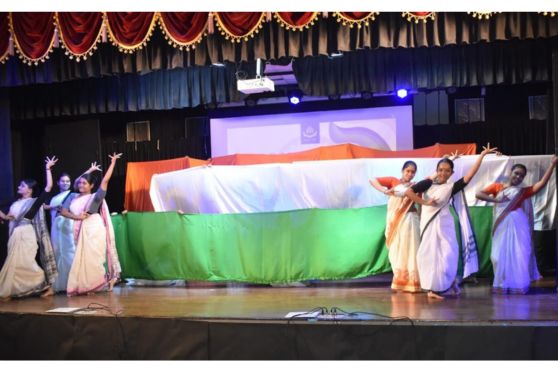 The students paid tribute to our national heroes through their performances, which included song, dance, march past, yoga drill, and recitation. The values of freedom, unity, and responsibility were also highlighted in their speech.