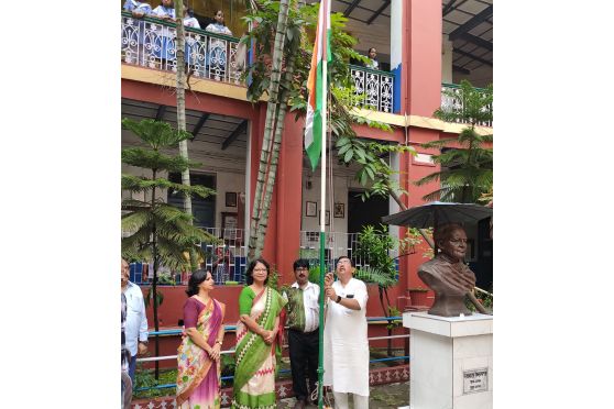 In school there was flag hoisting followed by march past, patriotic songs, dances, speeches by the students and guests. The students highlighted the struggle for independence that led to the freedom of the nation 15th August 1947 after 200 years of British rule