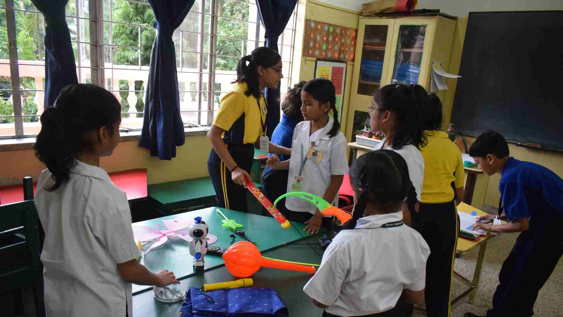 What sets Indradhanush apart is its innovative participation model. Each participating school sent two teams, each comprising four students from classes 2 to 5. These teams were then reshuffled through a lottery system to form 14 new teams, each comprising eight members, thereby promoting teamwork, collaboration, and the breaking down of school boundaries.