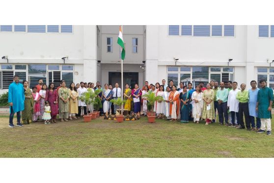 The two comperes for the day’s program were Mrs. Manila Saha and Miss. Sudeshna Sanarita Biswas, two of our very talented teachers. There were passages read from the Holy Bible, the Holy Gita and the Holy Quran, all exclaiming the greatness of God and imploring His bountiful blessings upon our country and our people!