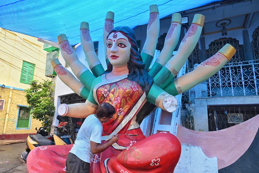 Kolkata news Raksha Bandhan celebrations, Durga Puja countdown and