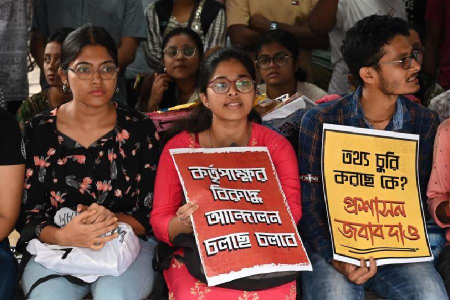 Protesters at RG Kar Medical College and Hospital on Monday.