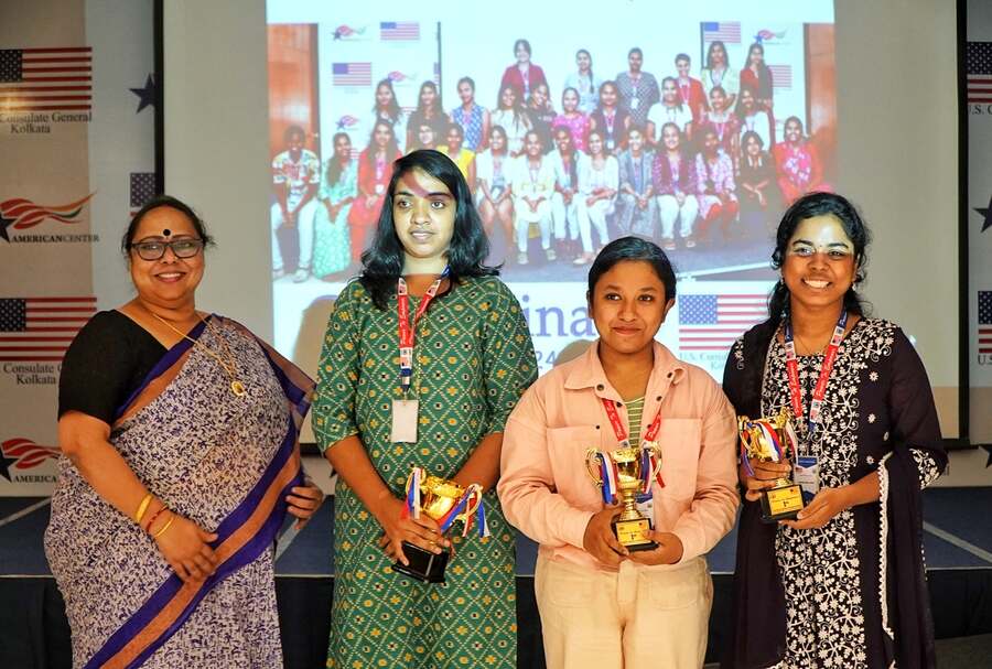 Among the participants, many others won awards for Best Community Organiser, Most Punctual, Best Team Player, Best Communicator and the Well Rounded Participant. After almost a year of knowing each other, the participants turned into a community and to end the beautiful programme that not only empowered them but brought them closer. ‘Before I attended the workshop I was very confused and scared on how to talk to different individuals. I could never express myself but thanks to these workshops, I have gotten over that fear and now, I can speak openly and express my feelings,’ said Priti Kumari Shah