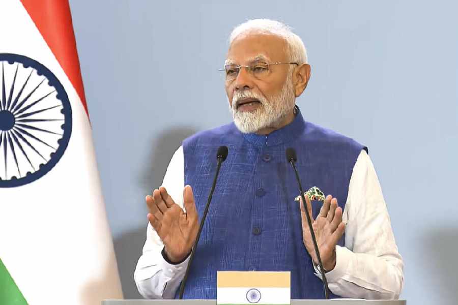 Narendra Modi | Prime Minister Narendra Modi Bats For Youngsters ...