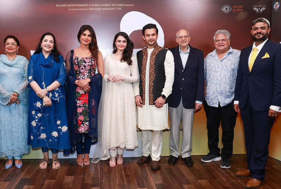 Priyanka's brother Siddharth Chopra and mother Madhu Chopra were also present at the event. Paani will be re-released in Indian theatres on October 18. 