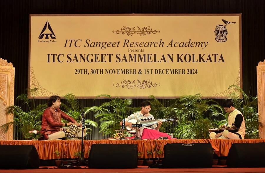 Koustav Roy, a scholar at the ITC Sangeet Research Academy under his guru, Abir Hossain, showed his mettle on the sarod on the final night of the ITC Sangeet Sammelan 2024