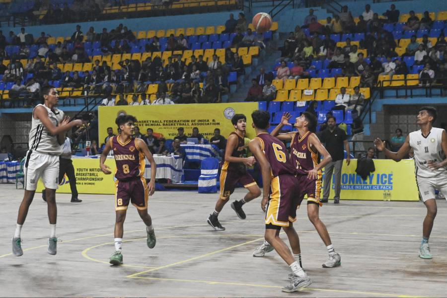 Glimpses from the 39th Youth National Basketball Championship between Rajasthan vs Karnataka at Dumurjala Stadium in Howrah on Thursday