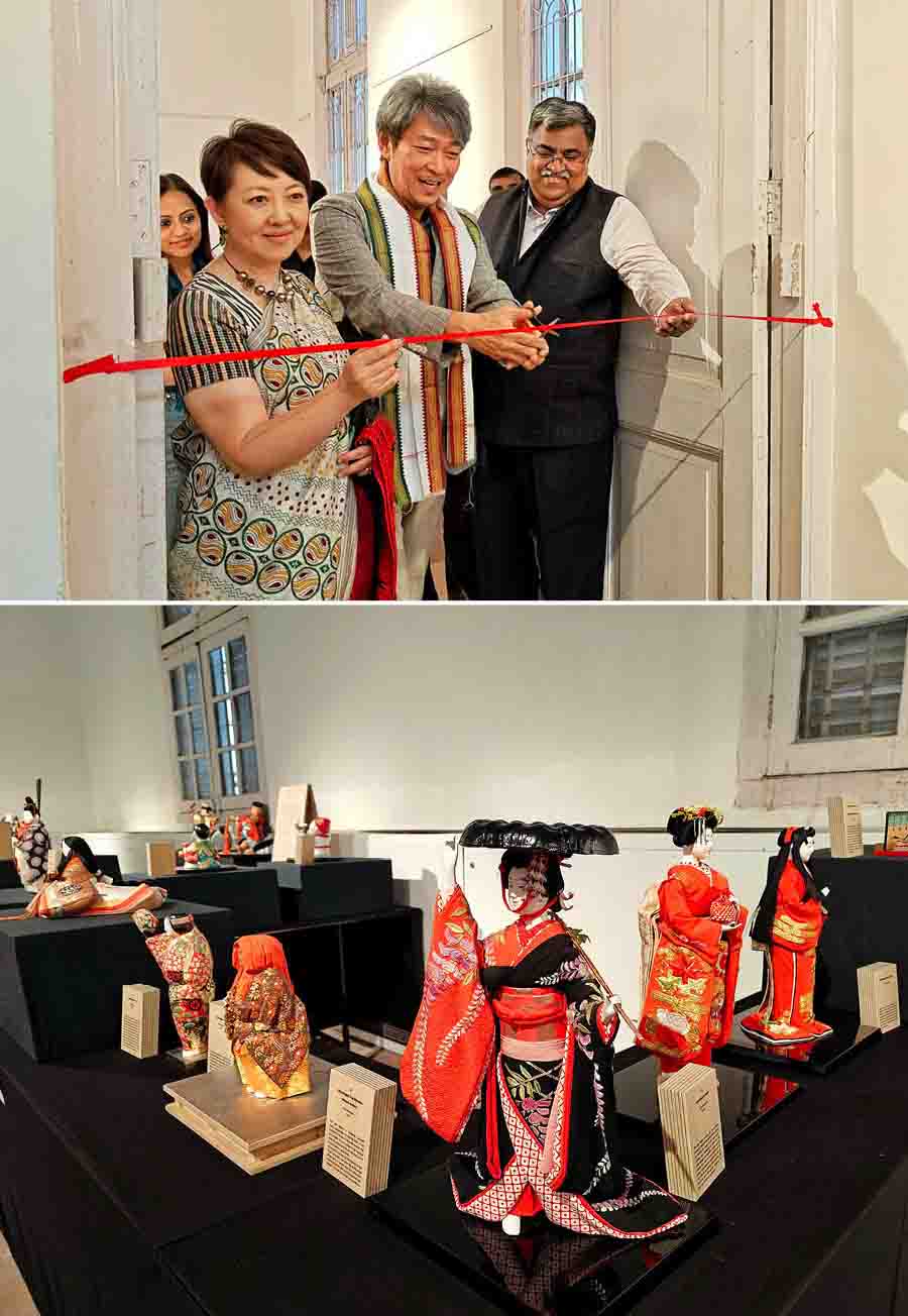 Consul-general of Japan in Kolkata Nakagawa Koichi and Indian Museum director Arijit Dutta Chowdhury inaugurate an exhibition of Japanese dolls at the Nehru Children’s Museum on December 7. The show will continue till December 22, Sunday  