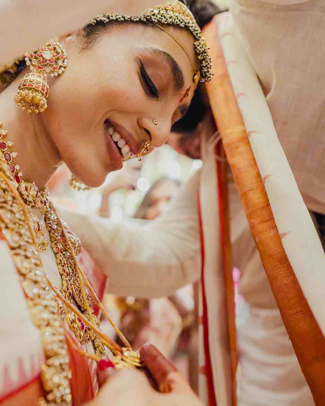 The Made in Heaven actress looked gorgeous in an embroidered sari, accessorised with layered necklaces, dangler earrings, nose rings and a mathapatti.  