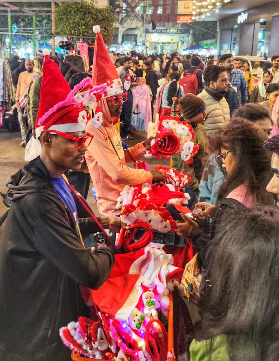 People throng New Market to get their hands on the latest Christmas decor