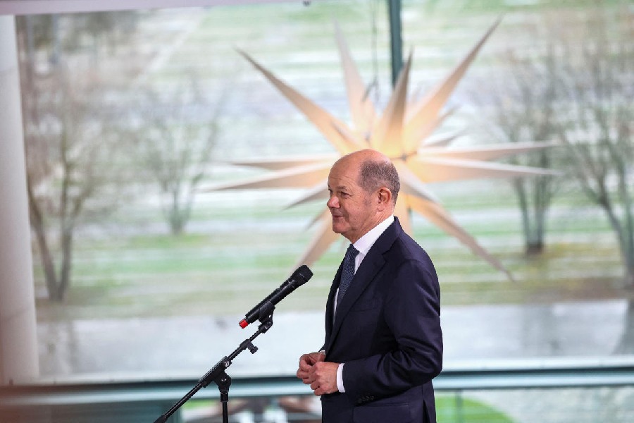 Germany Election | Germany's Olaf Scholz To Submit Parliament Request ...