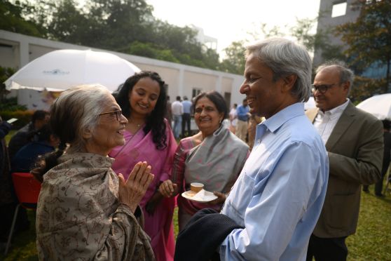 (L-R) Founder Dr Sharada Fatehpuria; Dr Madhura Lohia; Chairperson Prof Anuradha Lohia; and Prof K Vijayraghavan shared a light moment. 