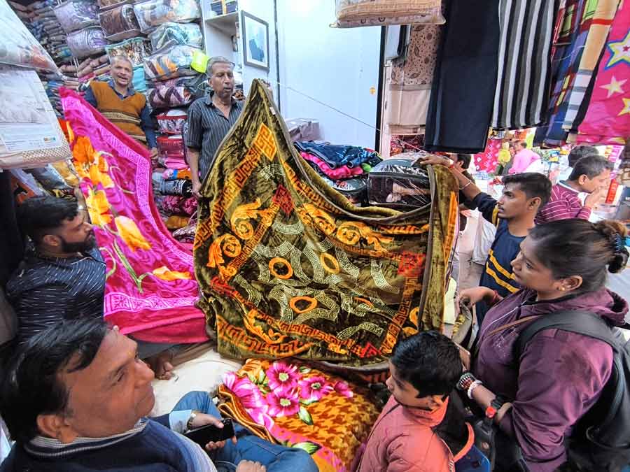 With the mercury dipping in Kolkata, blanket sales at Burrabazar have been brisk  