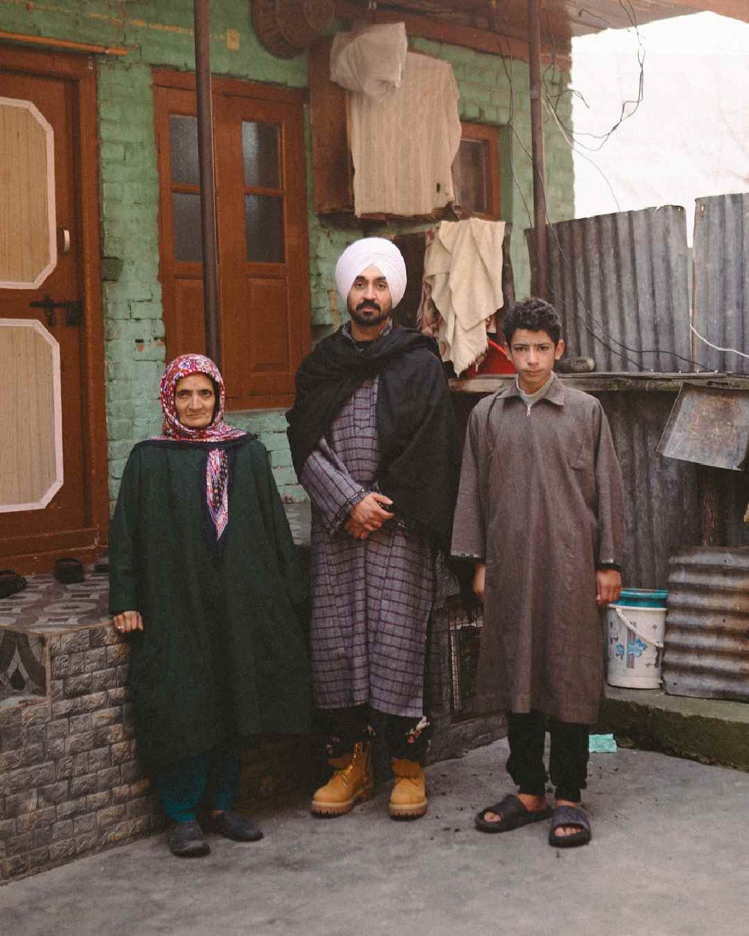 The Hass Hass singer, who is currently in the final leg of his Dil-Luminati India tour, with a performance scheduled in Mumbai on December 19, interacted with the locals during his stay in Kashmir.  