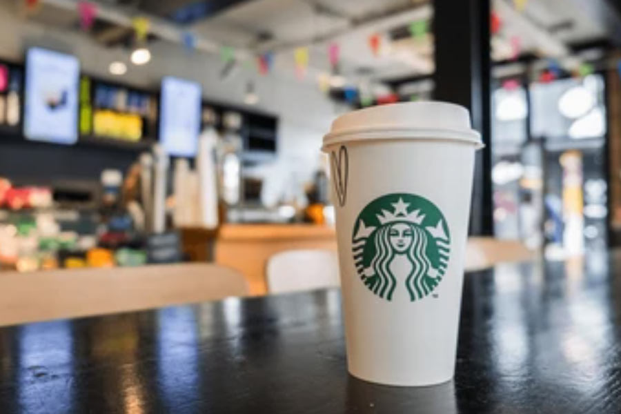 Starbucks | Unionised workers at US Starbucks stores plan strikes starting  December 20 - Telegraph India