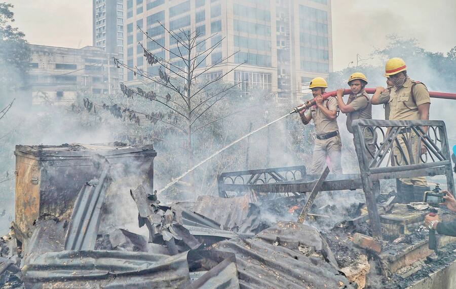 A slum in Topsia was gutted down in a fire on Friday around 12.50pm. Fifteen fire tenders were deployed on the spot to bring the fire under control