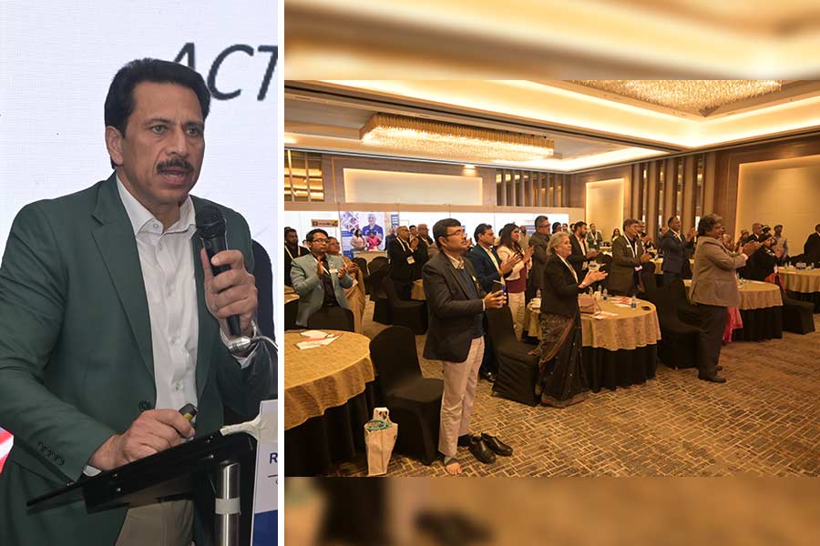 The highlight of the event was the keynote speech by Major-General Vikram Dev Dogra, a three-time Ironman athlete, who spoke about his journey from being a retired army veteran to finishing the Ironman triathlon, which includes 3.8km of swimming in open water, 180km of cycling and a full 42.2-km marathon. Dogra’s speech included everything from his training to how his first experience went. His speech was received with a standing ovation by everyone present in the audience