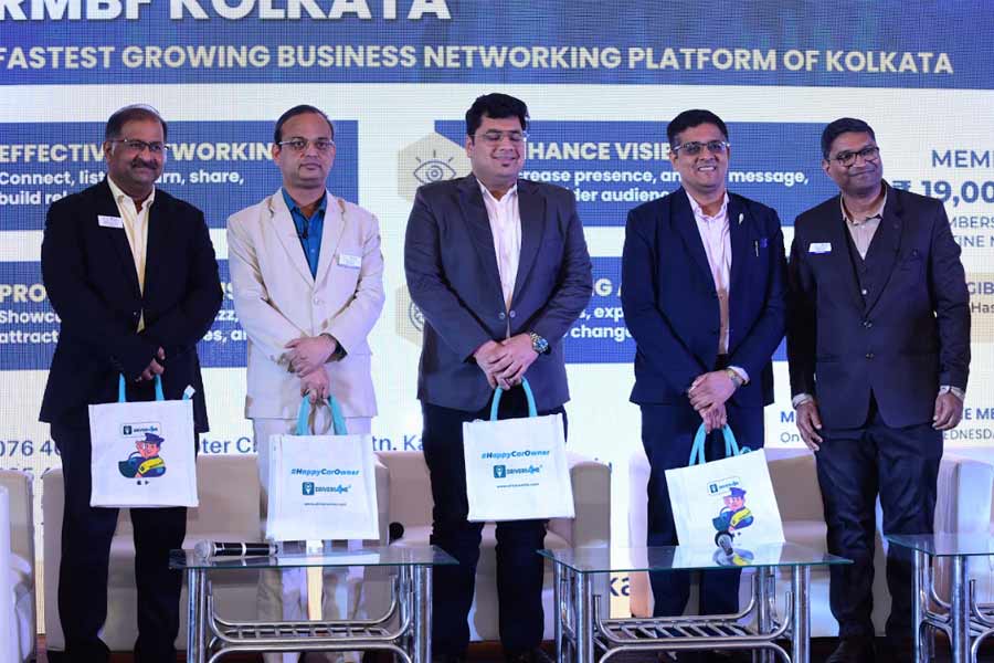 The second panel discussion was conducted on financial wellness, a crucial element in the success of any business. The panel was moderated by Abhirup Banerjee and the speakers were Kaushik Sen, financial expert and author who is the current chairperson of RMB Kolkata Chapter; Sundeep Daga and Yash Ganeriwala. The speakers discussed various aspects of financial wellness and how to attain smart financial solutions to help businesses grow