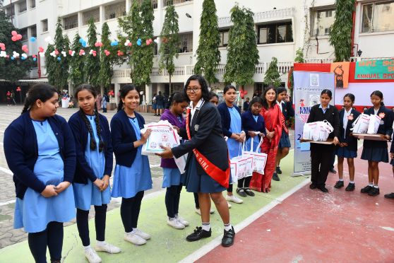 Continuing its tradition of community service, the school partnered with Udhbhas, an NGO supporting underprivileged children near Rabindra Sarobar, Kolkata. Guests from Udhbhas were warmly welcomed and participated in exciting races like the flat Race and a blindfold race, fostering a bond of trust and shared joy between the host and guest students.