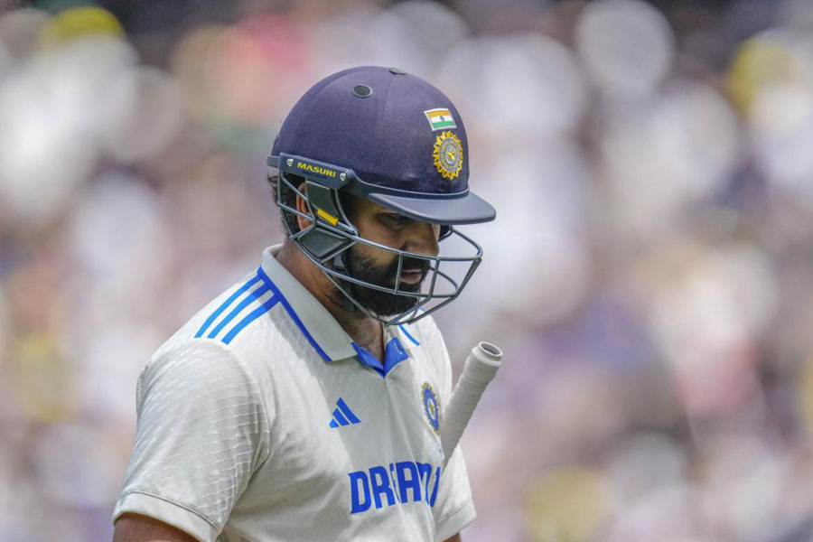 BorderGavaskar Test Will Rohit Sharma drop himself before Sydney