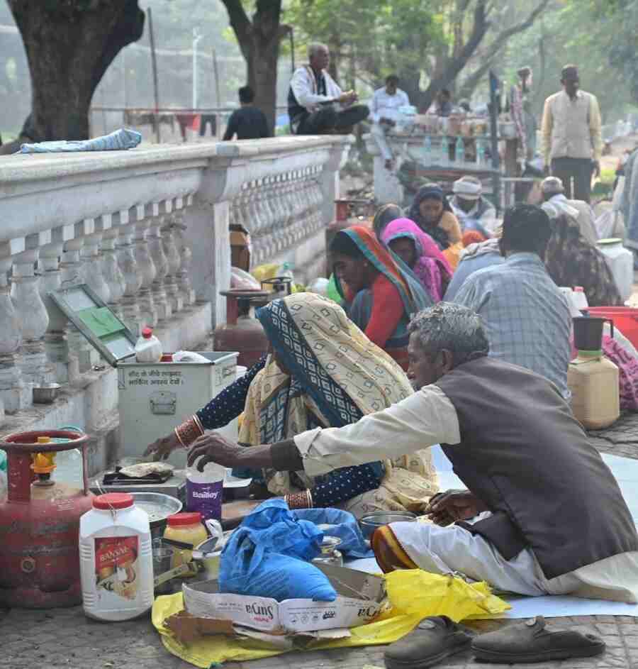 Pilgrims have started reaching the Gangasagar transit camp near Strand Road on Friday