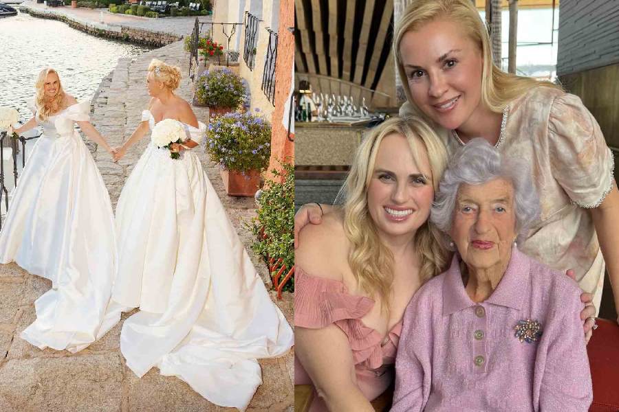 Looking gorgeous in flowing off-shoulder white gowns, Pitch Perfect actress Rebel Wilson and her entrepreneur girlfriend, Ramona Agruma, got married on September 28 in Sardinia, Italy. 